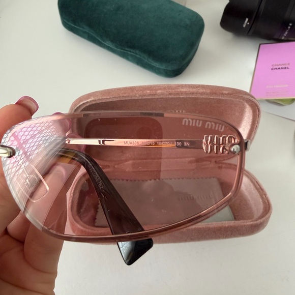 Miu Miu Rose-Tinted Sunglasses main image 8
